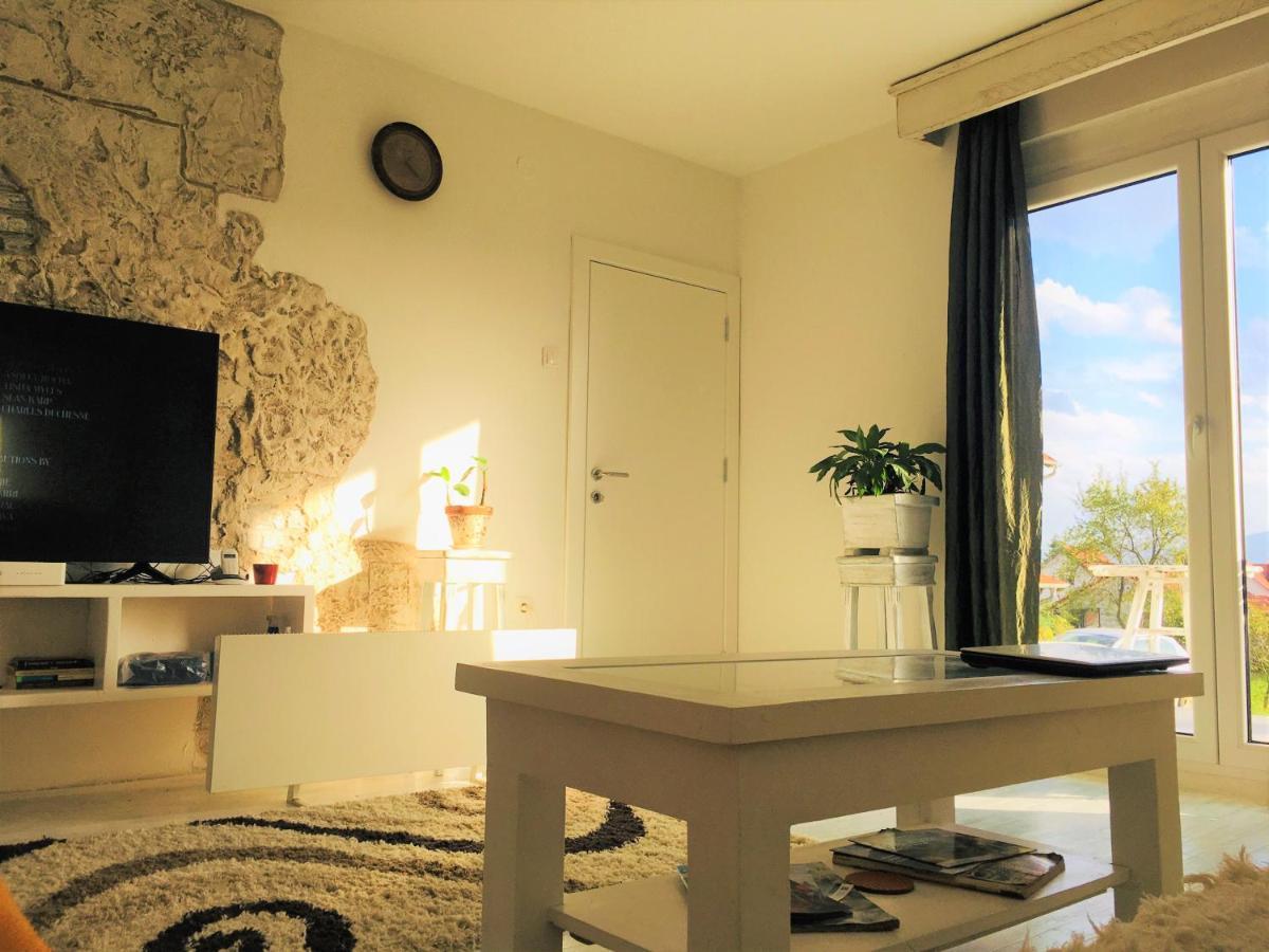 Mala Oaza Apartment Cacak Ngoại thất bức ảnh