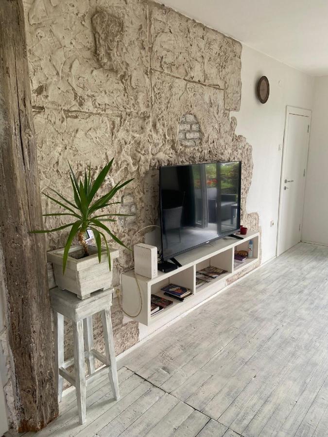 Mala Oaza Apartment Cacak Ngoại thất bức ảnh
