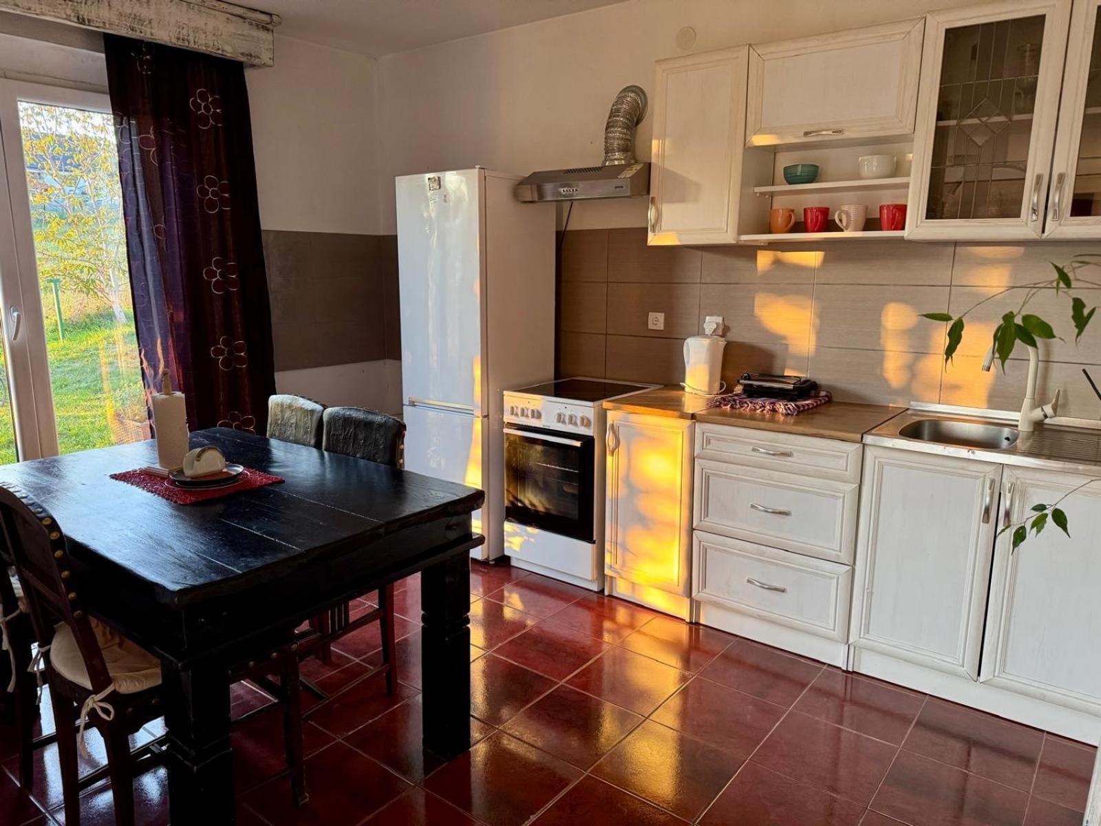 Mala Oaza Apartment Cacak Ngoại thất bức ảnh