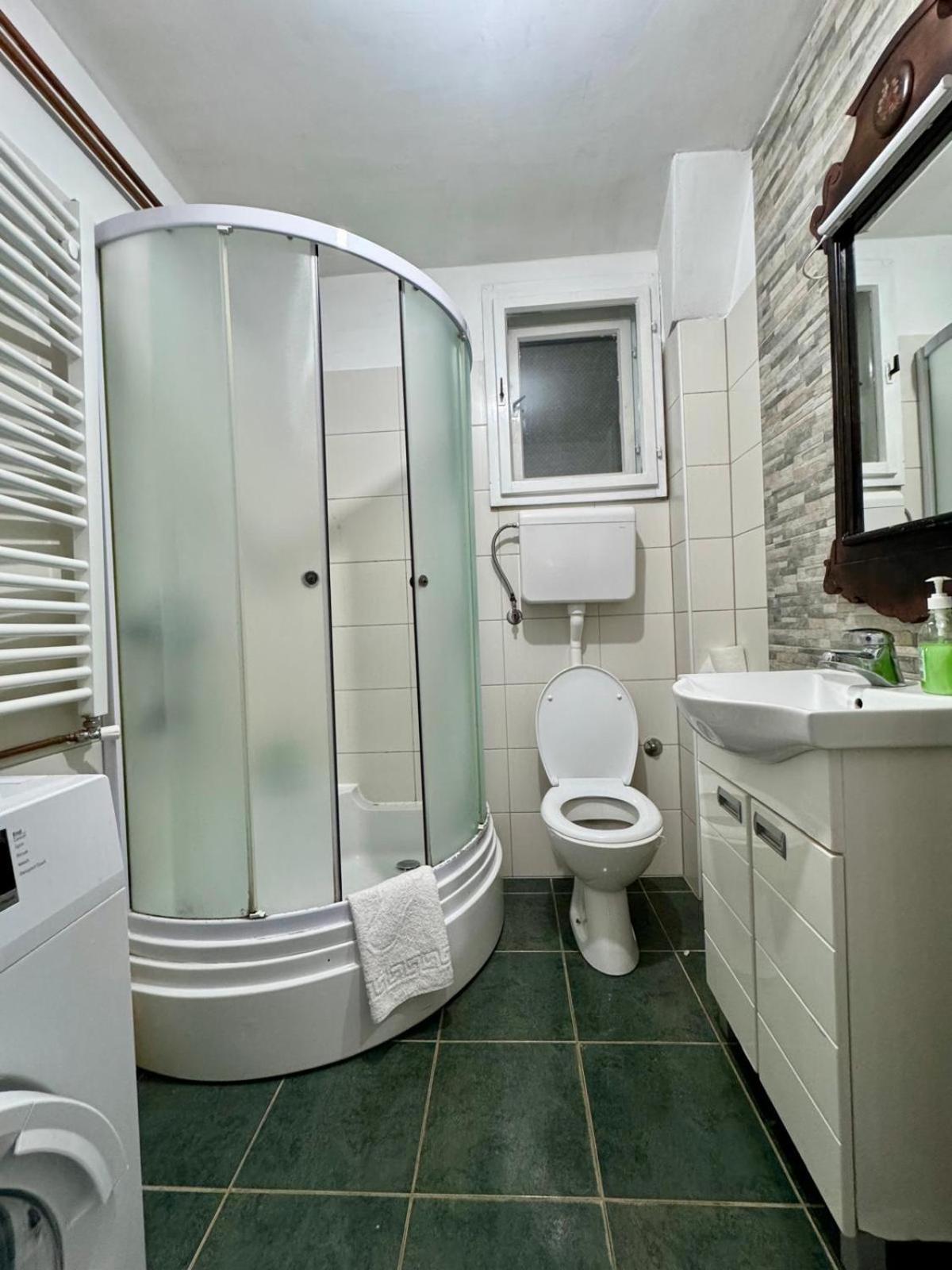Mala Oaza Apartment Cacak Ngoại thất bức ảnh